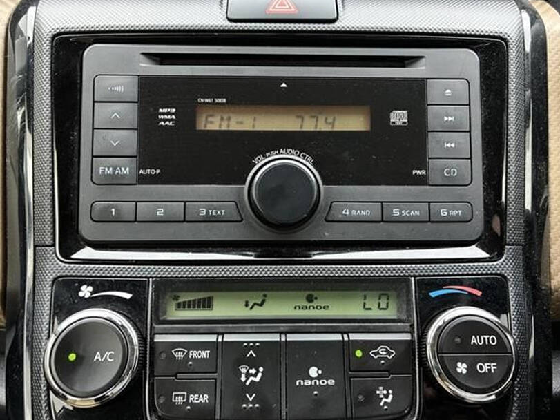 Toyota Axio Interior 