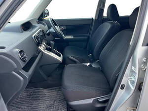 Toyota Rumion Interior 