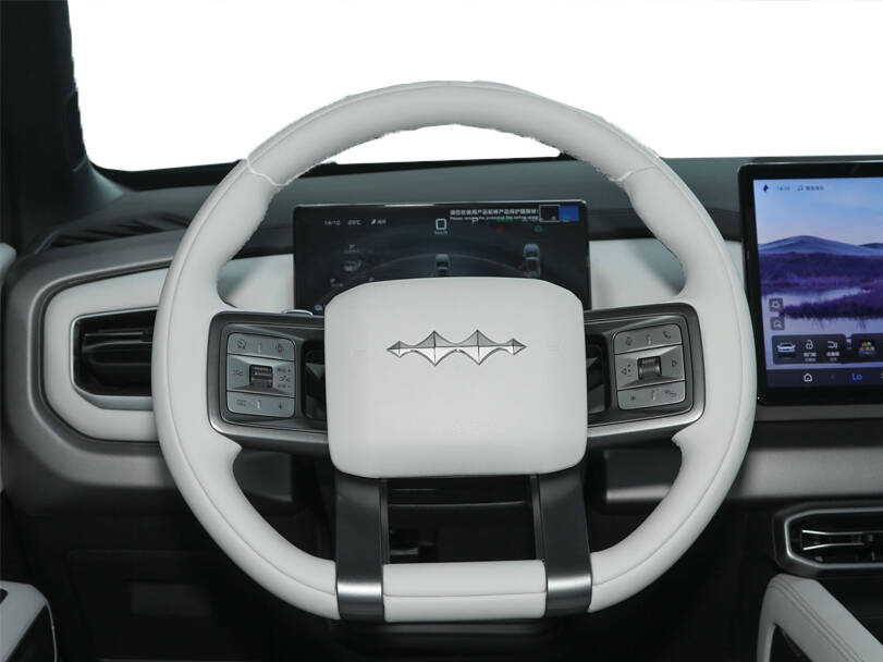 BYD Leopard 3 Exterior 