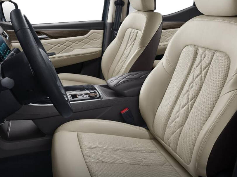 Dongfeng Rich 7 2026 Interior 